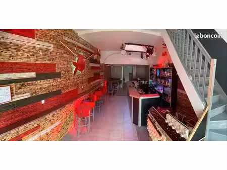 bar ambiance avec licence 4 + terrasse environ 100 places - cambrai