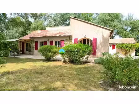 propriété 5 pièces 115 m²