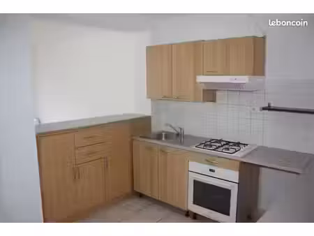 maison avec locataires