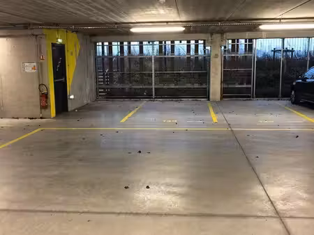 place de parking securisee