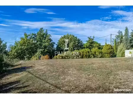 terrain 600 m² pierrevert