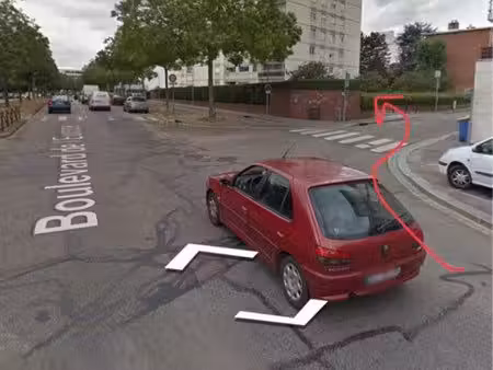 2 places de parking sécurisé