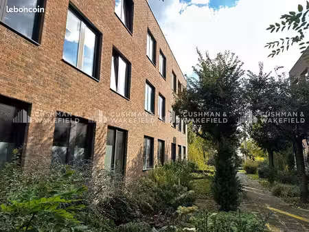 bureaux 80 m²