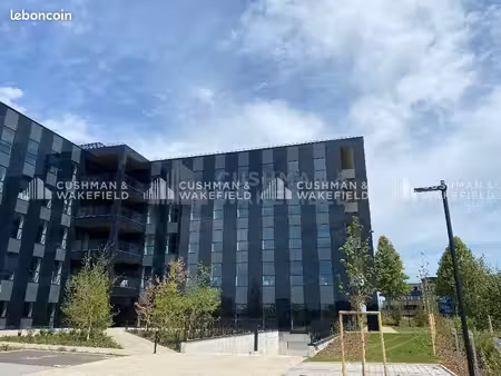 bureaux 221 m²