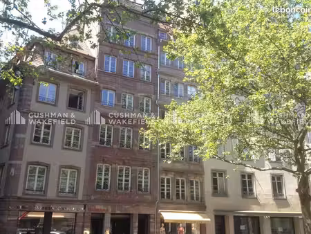 bureaux 105 m²