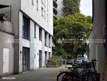 bureaux 133 m²