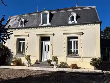 propriété 12 pièces 342 m²