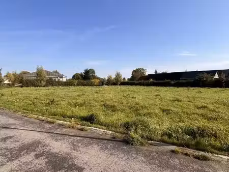 terrain 1 024 m² emanville