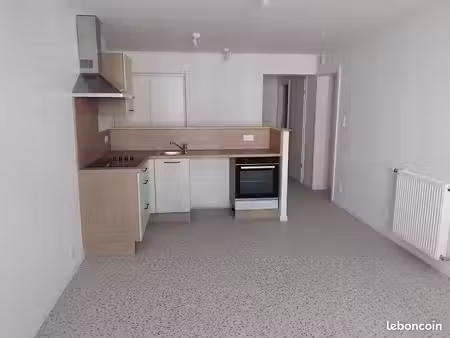 f3 à louer