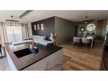 villa 5 pièces 120 m²
