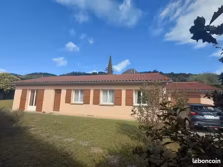 maison plain pieds 4 chambres  800 m² de terrain
