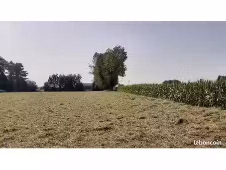 terrain 700 m² saint jean du cardonnay