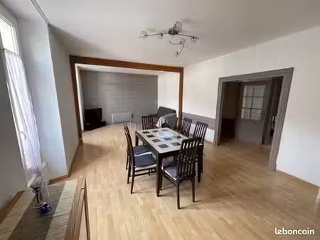 appartement - 3 pièces - 81m² - etage 2