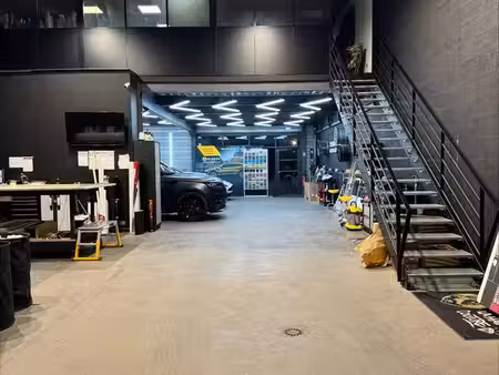 local commercial 286 m² récent (2021) — axe passant orvault / sautron