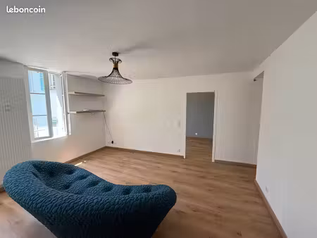 appartement t3 58 m² + parking privatif – montmélian centre