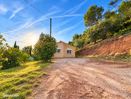 villa 5 pièces 120 m²