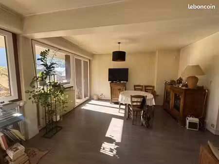 appartement 5 pièces 105 m²