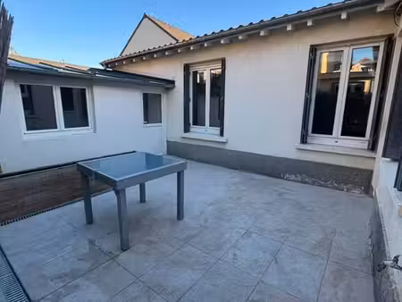 maison t3 57m2 terrasse / jardin - quartier calme
