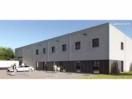 local 500 m² carvin