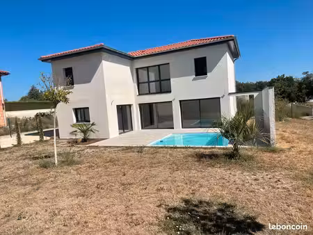 maison villa 4 chambres