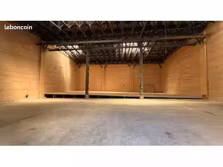 entrepôt 324 m² bazoches-sur-guyonne