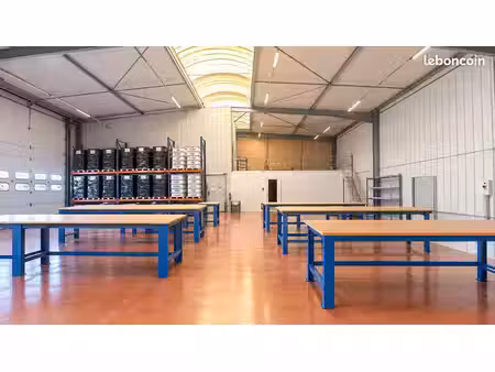local 600 m² rambouillet