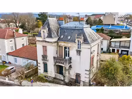 maison de maître à rénover mirecourt