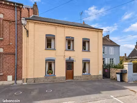 propriété 6 pièces 106 m²