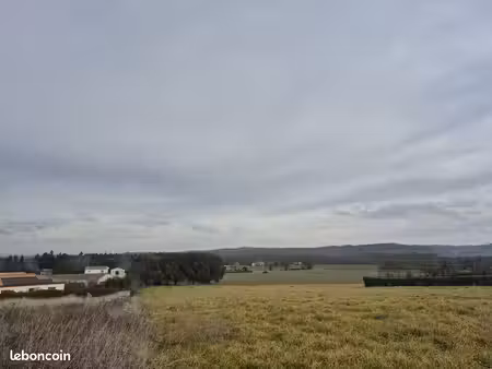 terrain constructible 1614 m2 les issards