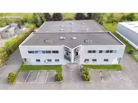 local bureaux 487 m²