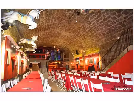 cave voutée spectaculaire 300m² en pierres apparentes | potentiel cabaret ou événementiel