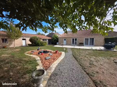 maison 131m2 avec garage et dependance