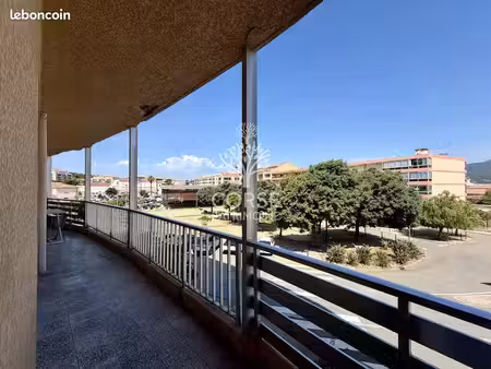 appartement 2 pièces 64 m²