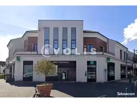 local commercial 477 m²