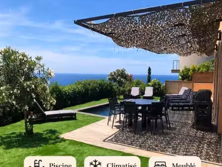 loue à l’année t4 avec piscine