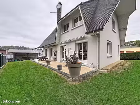 maison 5 pièces 150 m²