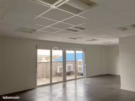 bureaux 142 m²
