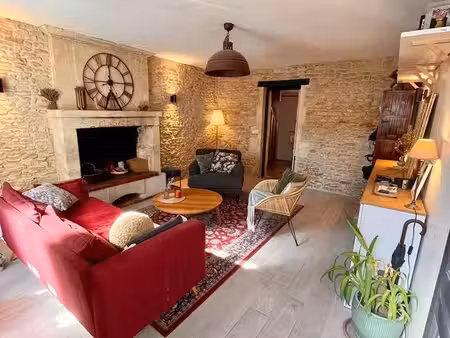 maison de ville - 67m² - 3 pièces - terrasse 30m² - dpe c - 189 500