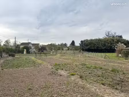terrain 1 740 m² vierzon