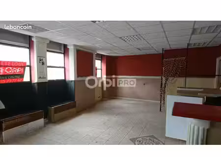 local commercial 113 m²