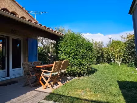 maison meublée t2 avec jardin