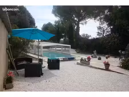 servian – propriété rare avec deux maisons  piscine et 1 500 m² de terrain