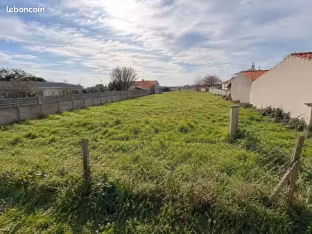 terrain 1 623 m² bourcefranc le chapus