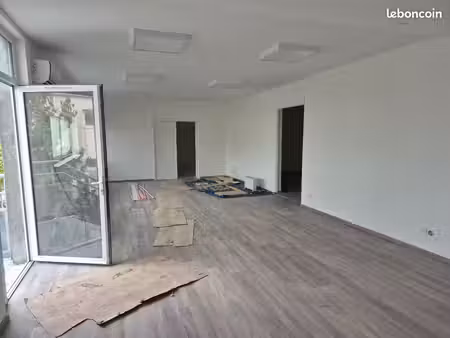 local commercial