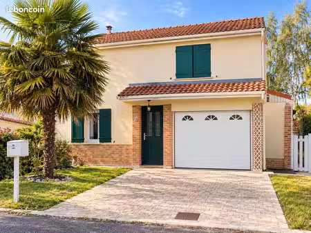 maison familiale 85 m² - 3 chambres - jardin  garage  grenier