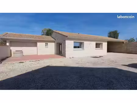 a louer maison trois palis