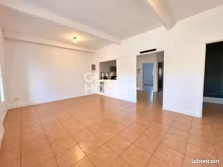 appartement 3 pièces 56 m²