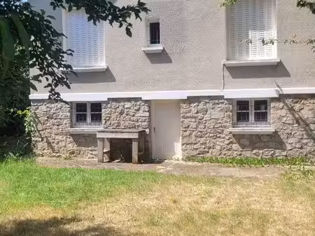 maison de 82 m² avec sous-sol complet et terrain
