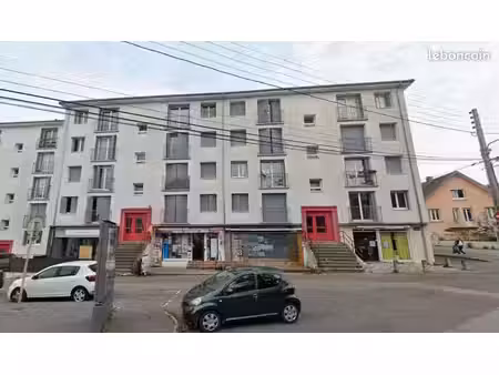 local d'activité 47 m²