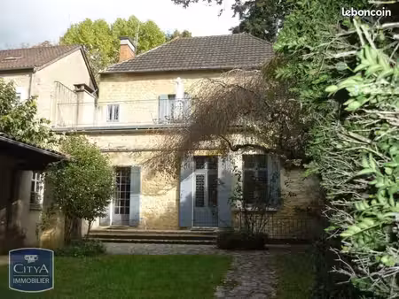 maison 6 pièces 153 m²